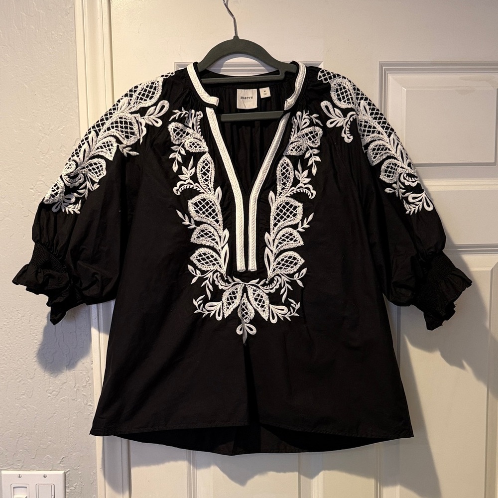 Anthropologie Maeve Black and White Embroidered Popover Blouse